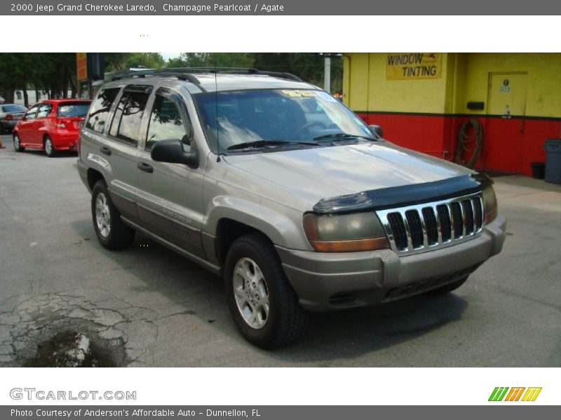 Champagne Pearlcoat / Agate 2000 Jeep Grand Cherokee Laredo