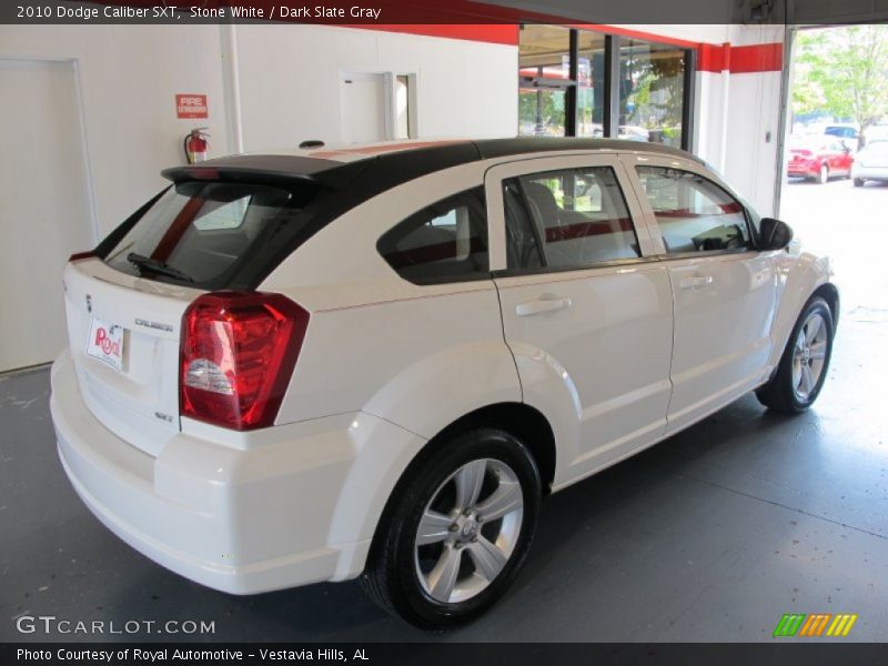 Stone White / Dark Slate Gray 2010 Dodge Caliber SXT
