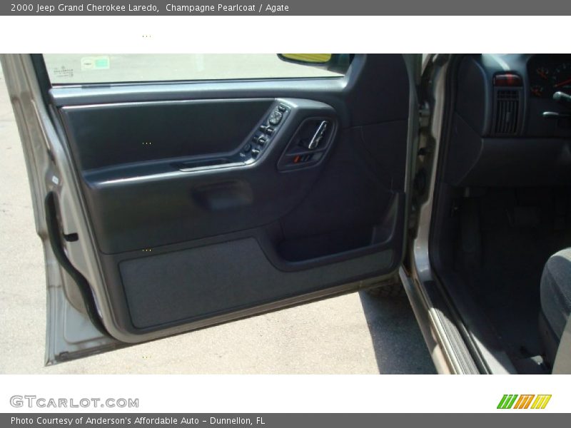 Champagne Pearlcoat / Agate 2000 Jeep Grand Cherokee Laredo