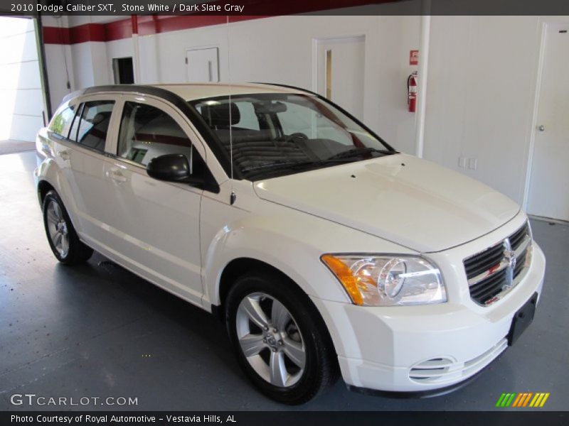 Stone White / Dark Slate Gray 2010 Dodge Caliber SXT