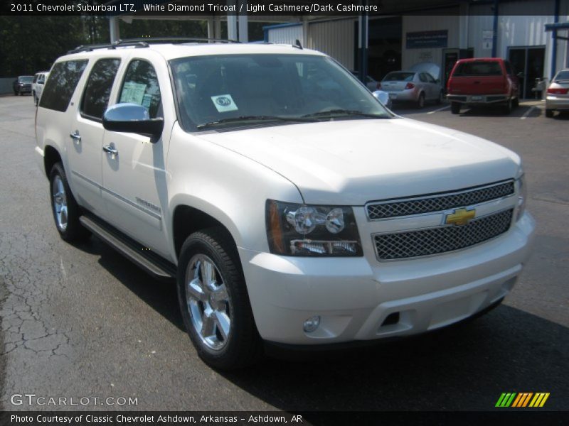 White Diamond Tricoat / Light Cashmere/Dark Cashmere 2011 Chevrolet Suburban LTZ