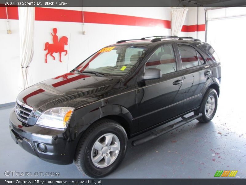 Black / Gray 2007 Kia Sorento LX