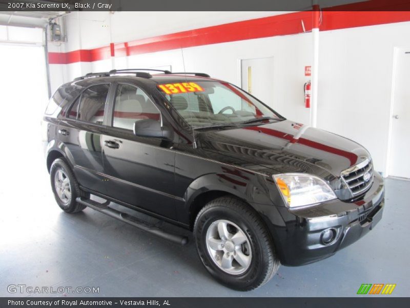 Black / Gray 2007 Kia Sorento LX