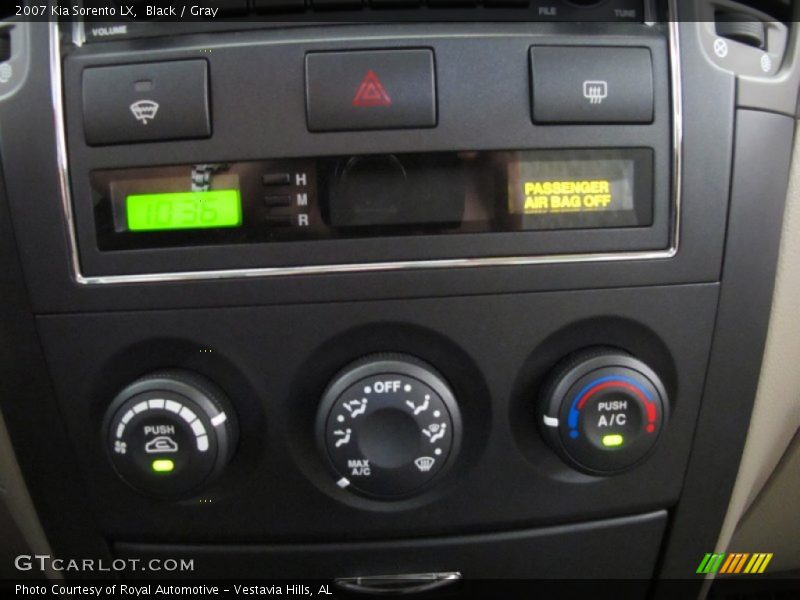 Black / Gray 2007 Kia Sorento LX