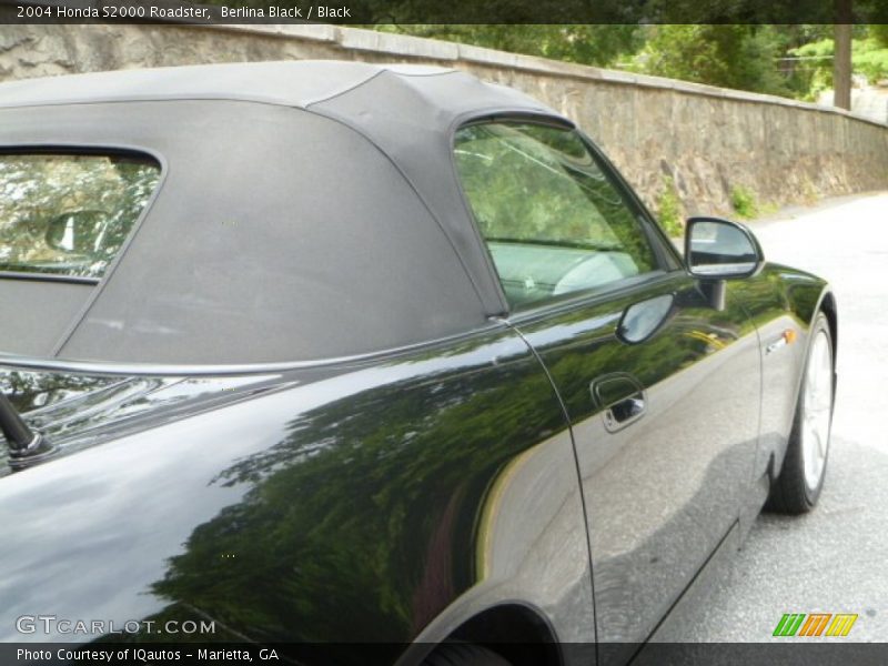 Berlina Black / Black 2004 Honda S2000 Roadster