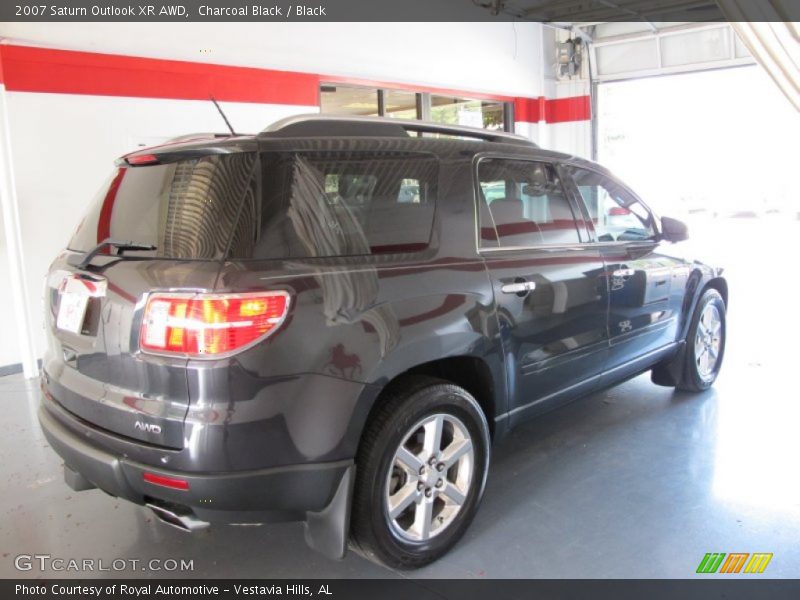 Charcoal Black / Black 2007 Saturn Outlook XR AWD