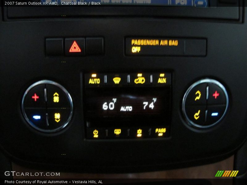 Charcoal Black / Black 2007 Saturn Outlook XR AWD