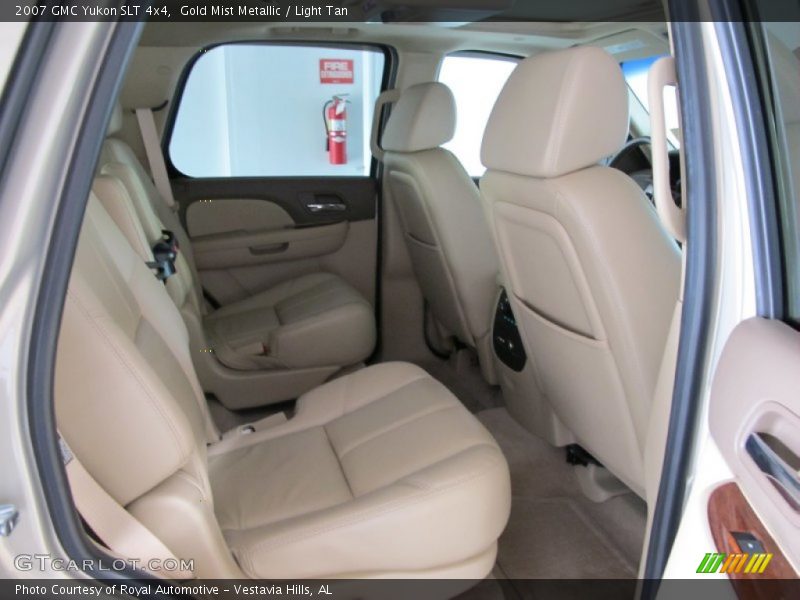 Gold Mist Metallic / Light Tan 2007 GMC Yukon SLT 4x4