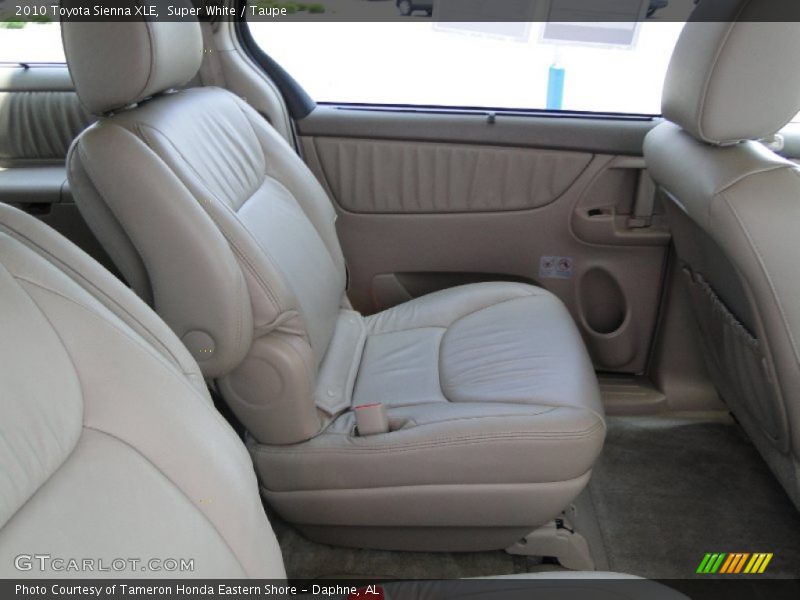  2010 Sienna XLE Taupe Interior