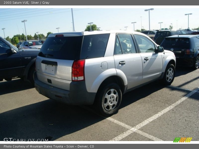 Silver / Gray 2003 Saturn VUE