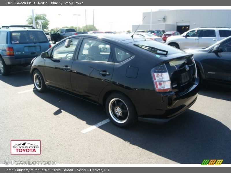 Black / Ivory/Brown 2005 Toyota Prius Hybrid