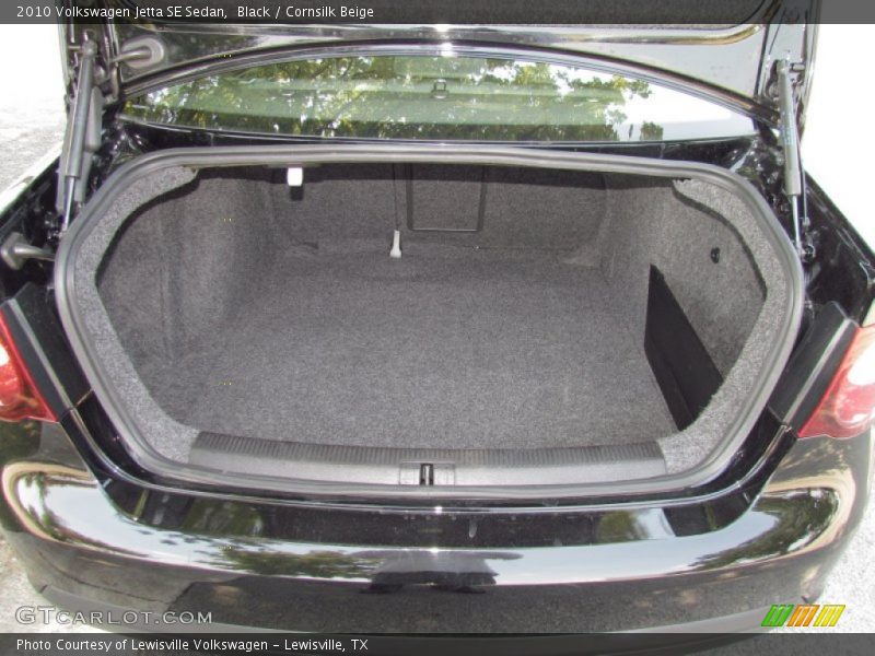 Black / Cornsilk Beige 2010 Volkswagen Jetta SE Sedan