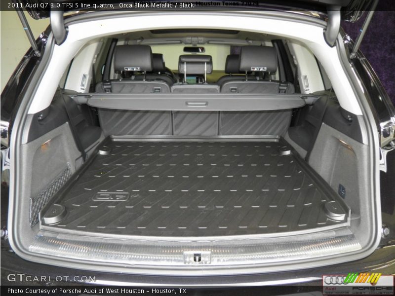 Orca Black Metallic / Black 2011 Audi Q7 3.0 TFSI S line quattro