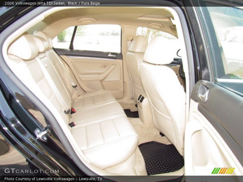  2006 Jetta TDI Sedan Pure Beige Interior