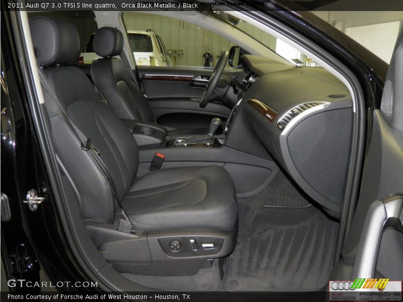 Orca Black Metallic / Black 2011 Audi Q7 3.0 TFSI S line quattro