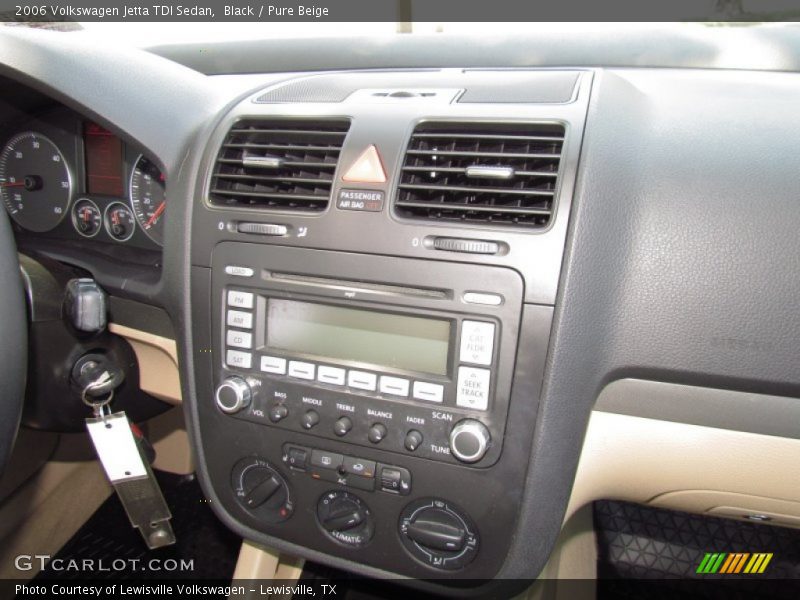 Black / Pure Beige 2006 Volkswagen Jetta TDI Sedan