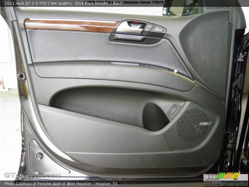 Orca Black Metallic / Black 2011 Audi Q7 3.0 TFSI S line quattro