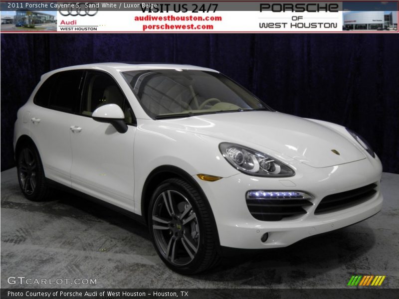 Sand White / Luxor Beige 2011 Porsche Cayenne S