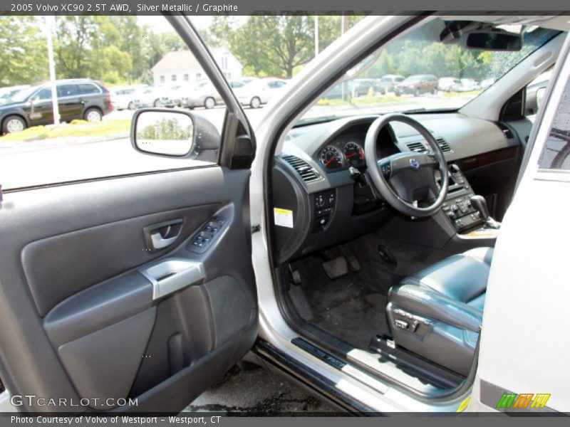 Silver Metallic / Graphite 2005 Volvo XC90 2.5T AWD