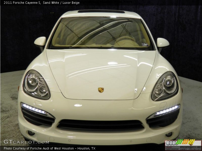 Sand White / Luxor Beige 2011 Porsche Cayenne S