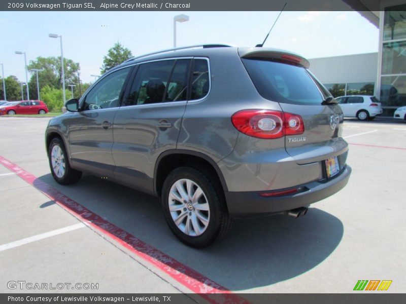 Alpine Grey Metallic / Charcoal 2009 Volkswagen Tiguan SEL