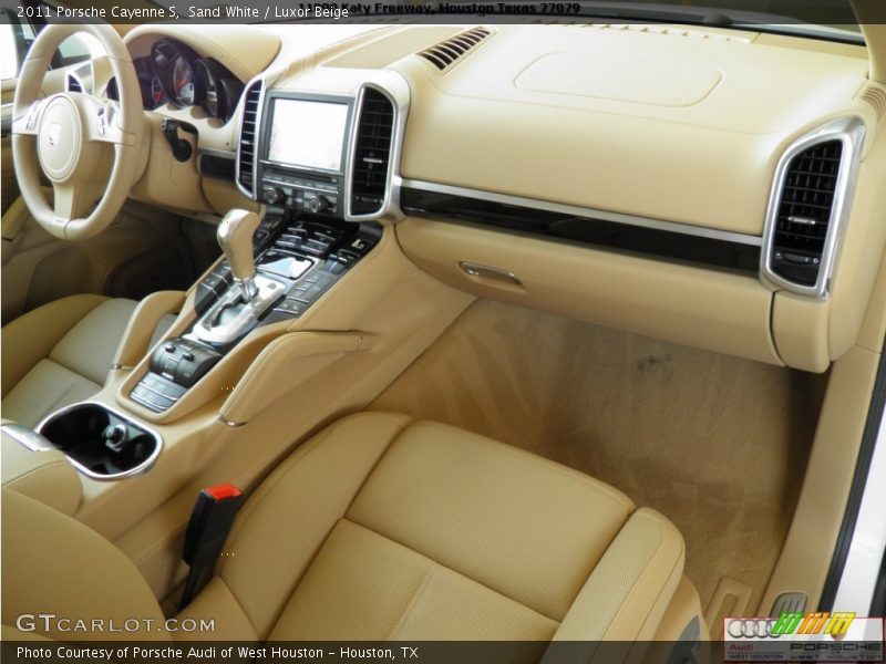 Sand White / Luxor Beige 2011 Porsche Cayenne S