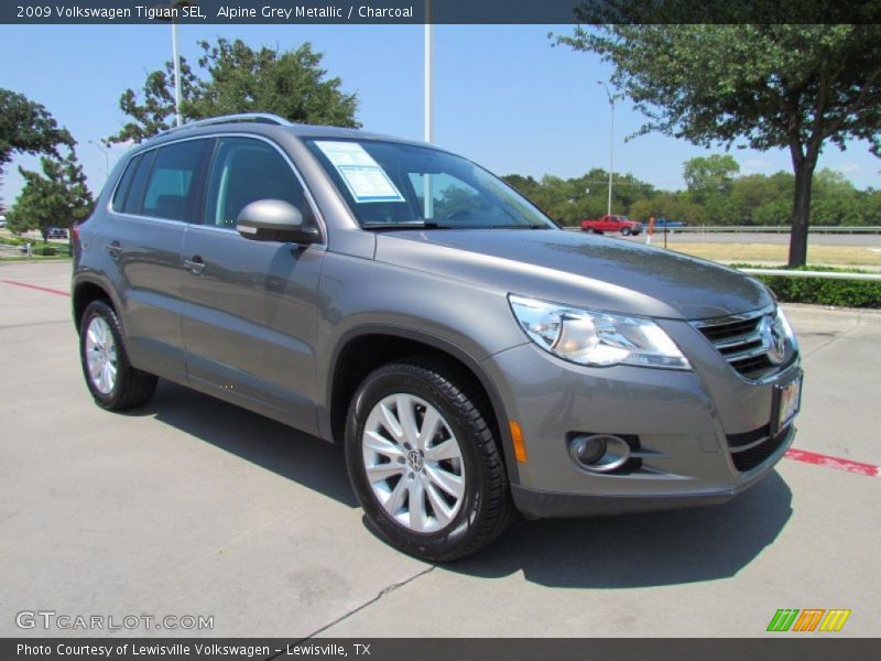 Alpine Grey Metallic / Charcoal 2009 Volkswagen Tiguan SEL