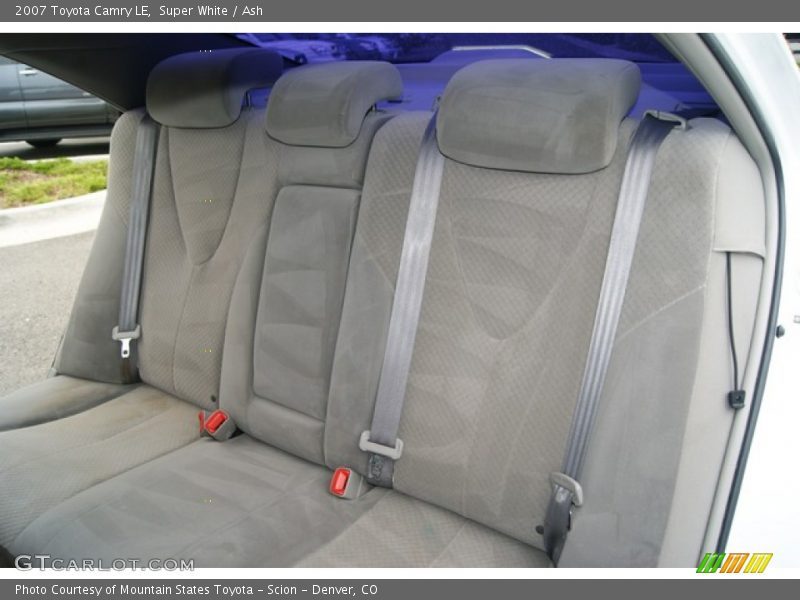 Super White / Ash 2007 Toyota Camry LE