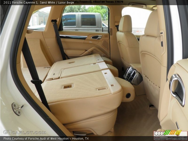 Sand White / Luxor Beige 2011 Porsche Cayenne S