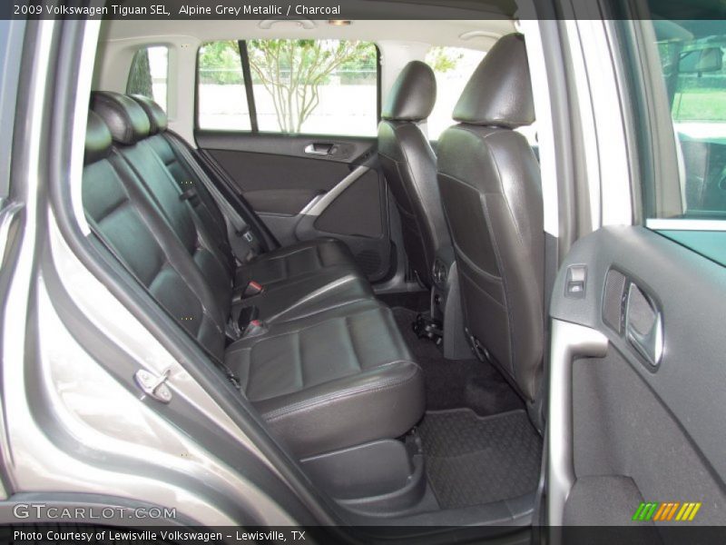Alpine Grey Metallic / Charcoal 2009 Volkswagen Tiguan SEL