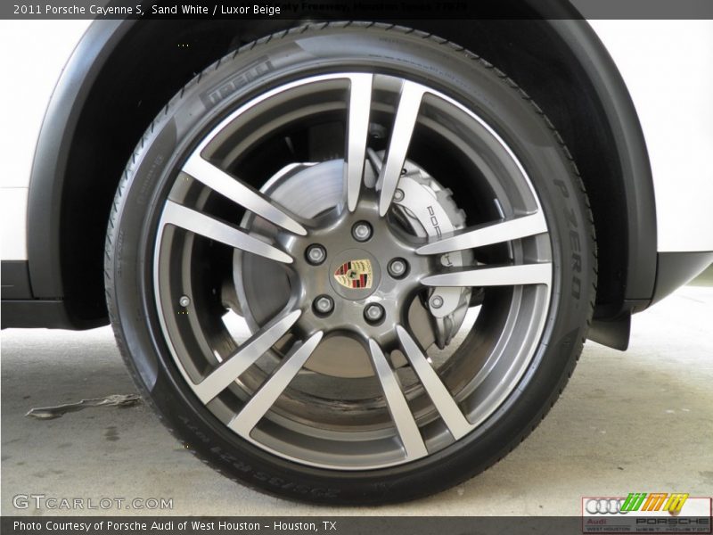 Sand White / Luxor Beige 2011 Porsche Cayenne S