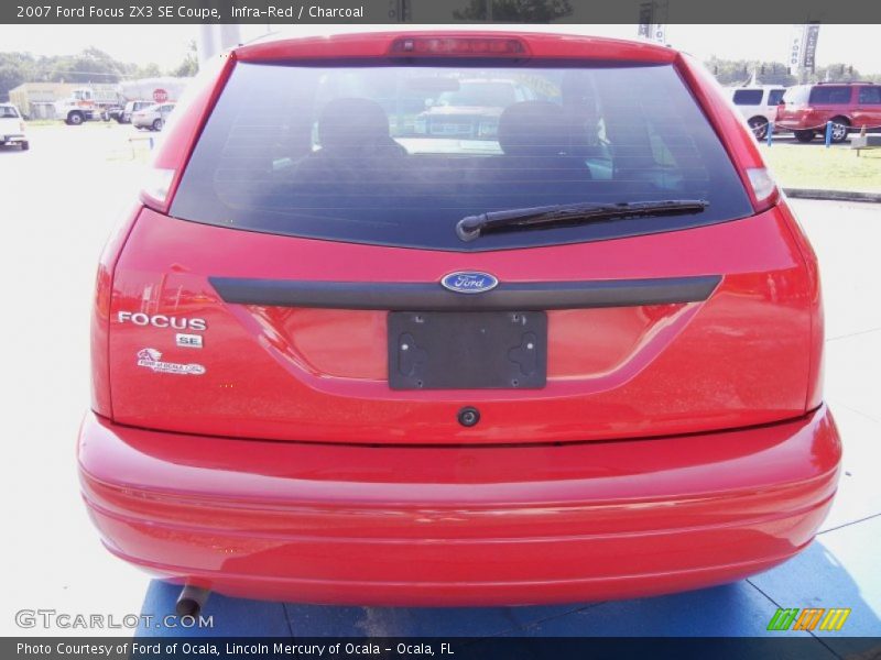Infra-Red / Charcoal 2007 Ford Focus ZX3 SE Coupe