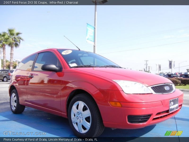 Infra-Red / Charcoal 2007 Ford Focus ZX3 SE Coupe