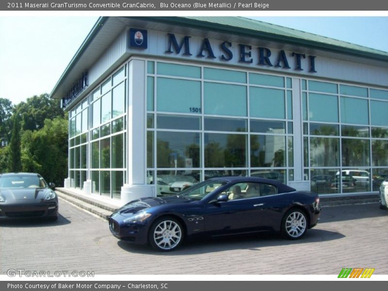 Blu Oceano (Blue Metallic) / Pearl Beige 2011 Maserati GranTurismo Convertible GranCabrio