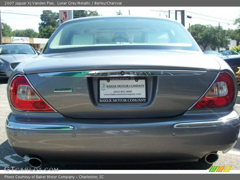 Lunar Grey Metallic / Barley/Charcoal 2007 Jaguar XJ Vanden Plas