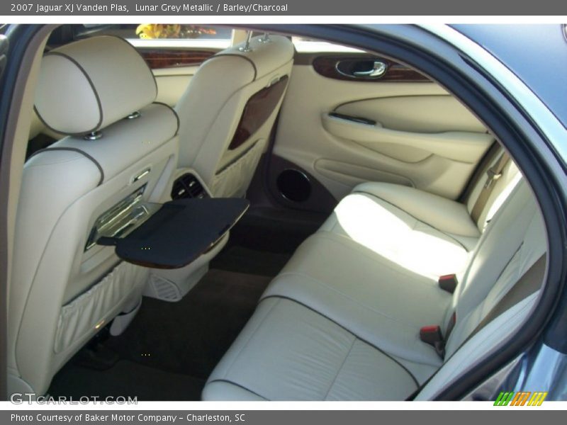 Lunar Grey Metallic / Barley/Charcoal 2007 Jaguar XJ Vanden Plas