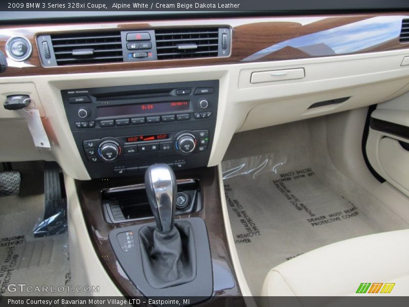 Controls of 2009 3 Series 328xi Coupe
