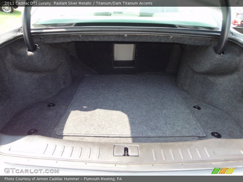Radiant Silver Metallic / Titanium/Dark Titanium Accents 2011 Cadillac DTS Luxury