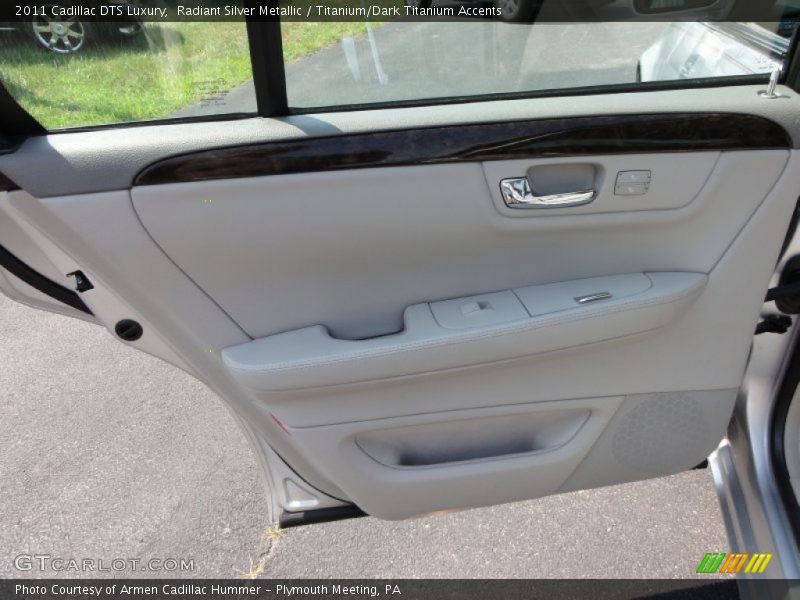 Radiant Silver Metallic / Titanium/Dark Titanium Accents 2011 Cadillac DTS Luxury