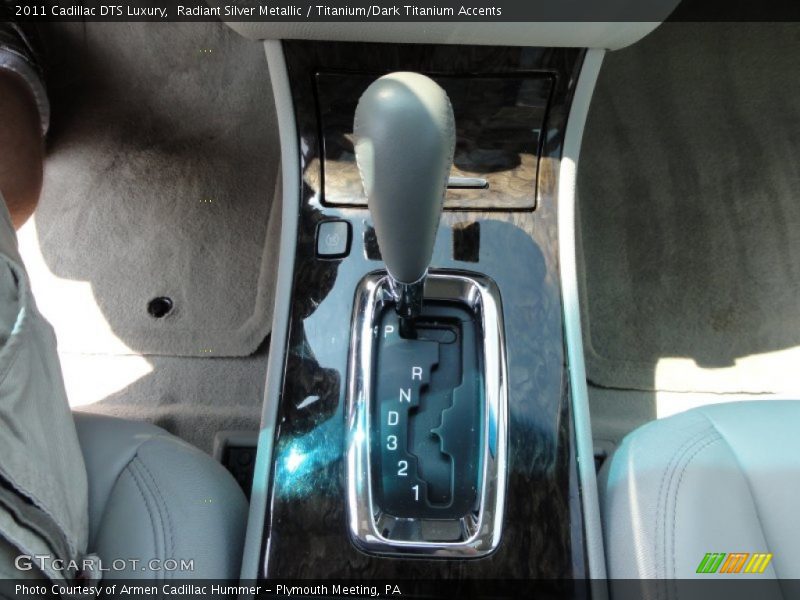 Radiant Silver Metallic / Titanium/Dark Titanium Accents 2011 Cadillac DTS Luxury