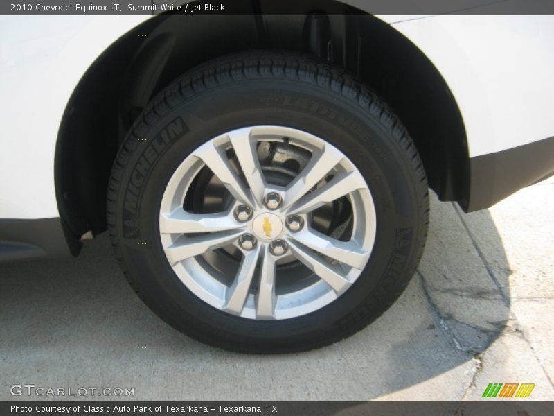 Summit White / Jet Black 2010 Chevrolet Equinox LT