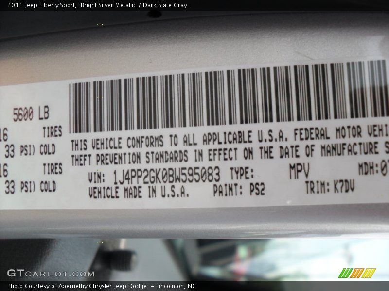 Bright Silver Metallic / Dark Slate Gray 2011 Jeep Liberty Sport