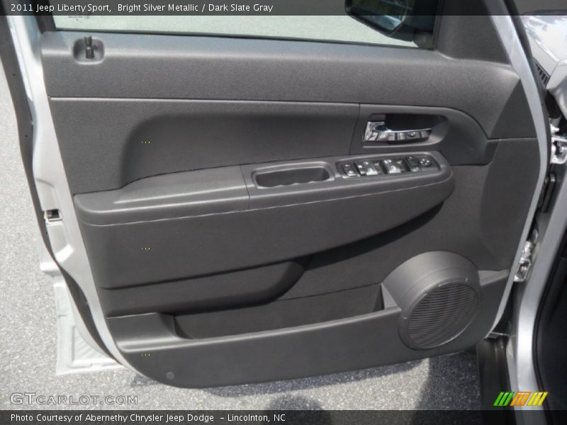 Bright Silver Metallic / Dark Slate Gray 2011 Jeep Liberty Sport