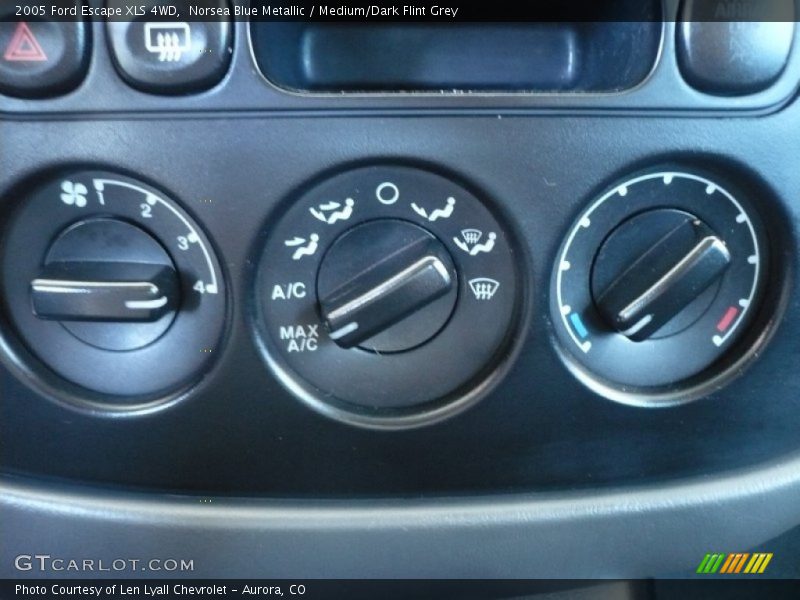 Norsea Blue Metallic / Medium/Dark Flint Grey 2005 Ford Escape XLS 4WD