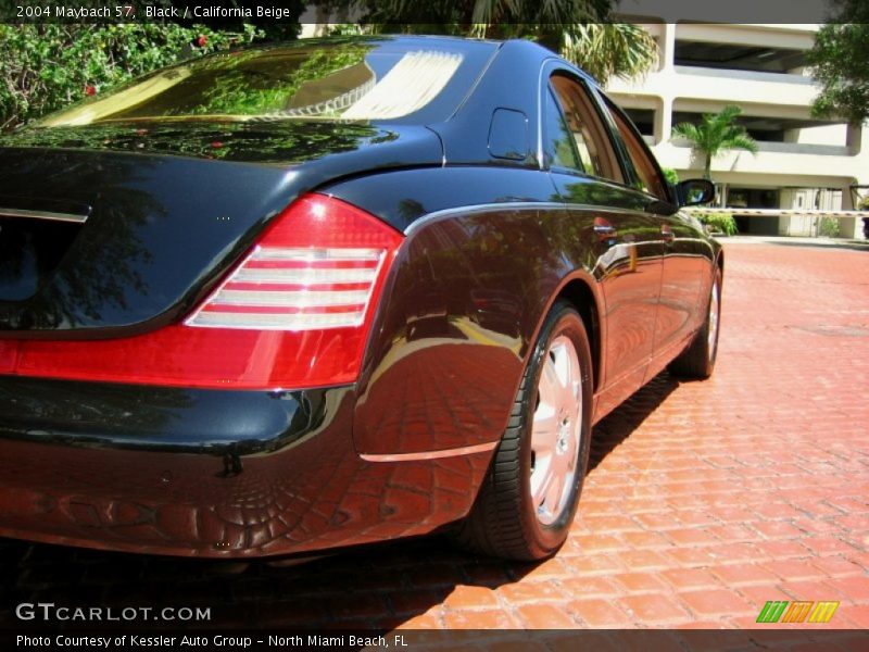 Black / California Beige 2004 Maybach 57