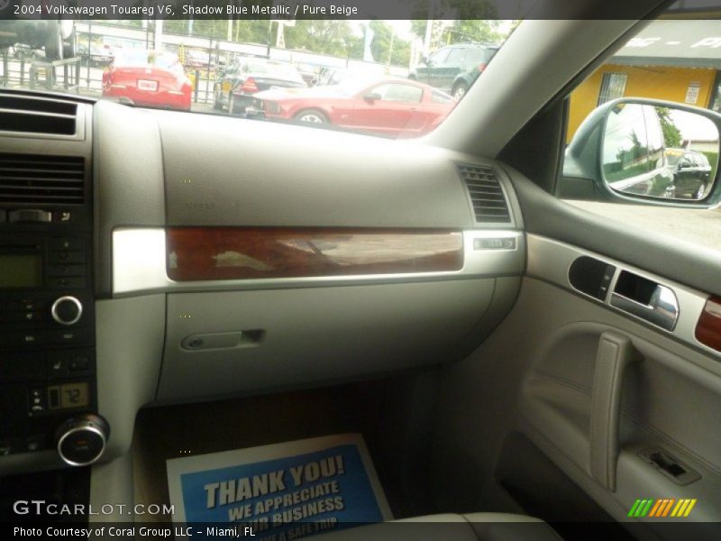 Shadow Blue Metallic / Pure Beige 2004 Volkswagen Touareg V6