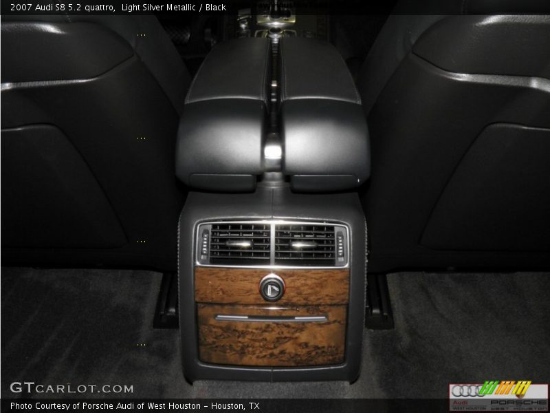Light Silver Metallic / Black 2007 Audi S8 5.2 quattro