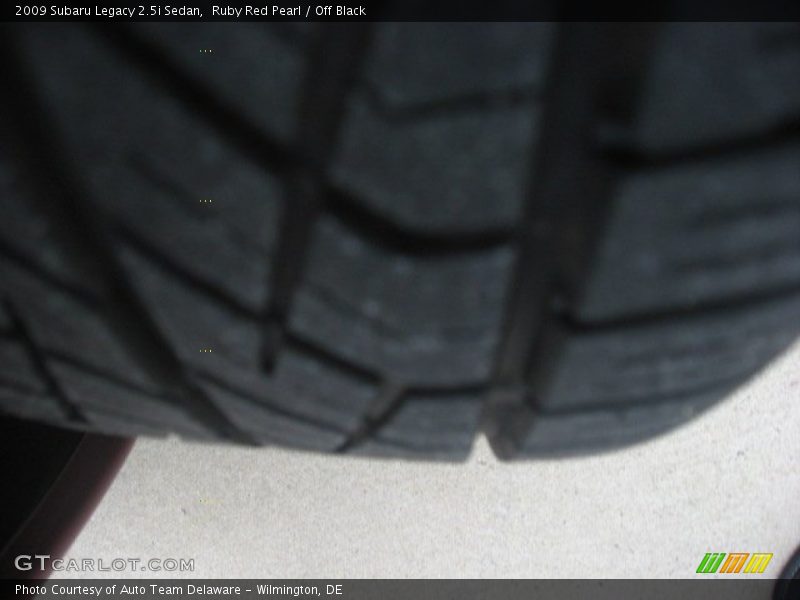 Ruby Red Pearl / Off Black 2009 Subaru Legacy 2.5i Sedan