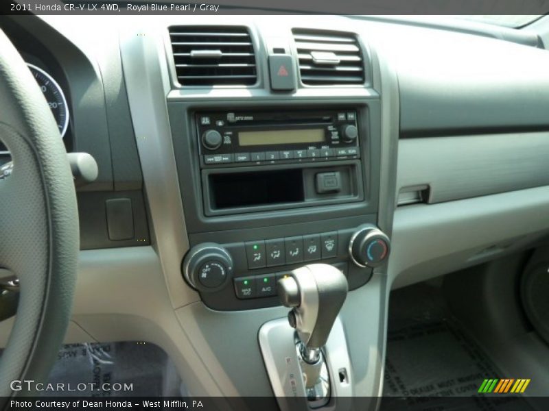Controls of 2011 CR-V LX 4WD