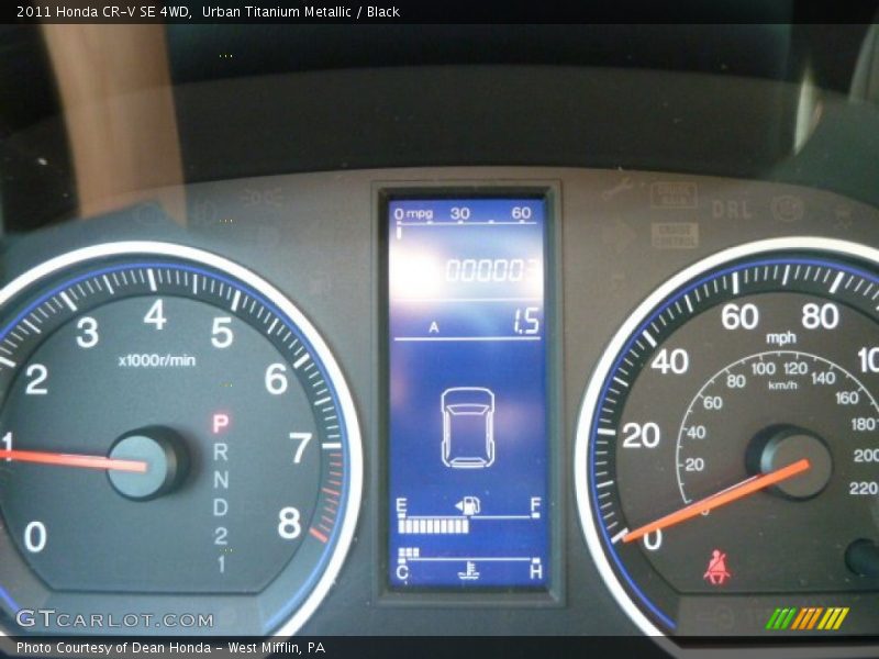 Urban Titanium Metallic / Black 2011 Honda CR-V SE 4WD